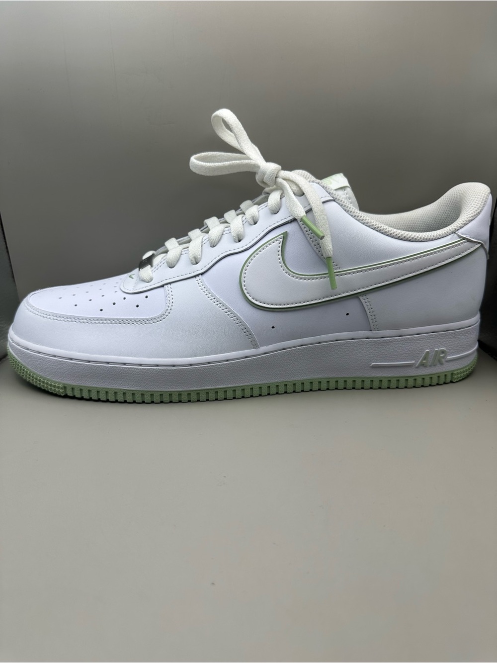 **NEW** Nike Air Force 1  Low sz 15m
